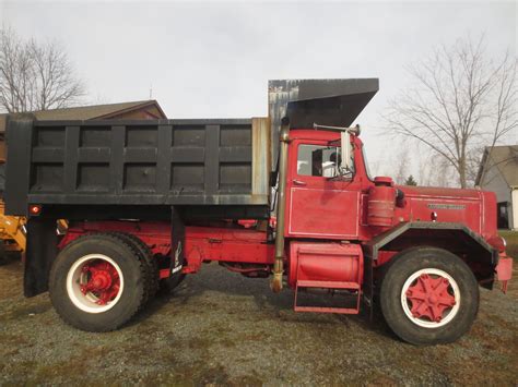 Tight <strong>truck</strong>. . Single axle dump truck for sale craigslist near new york city